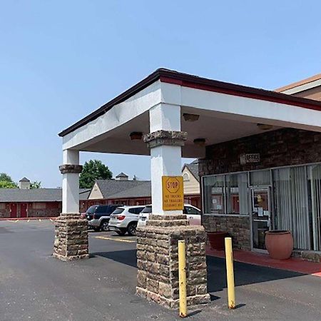 Super 8 By Wyndham Youngstown Girard Eksteriør billede